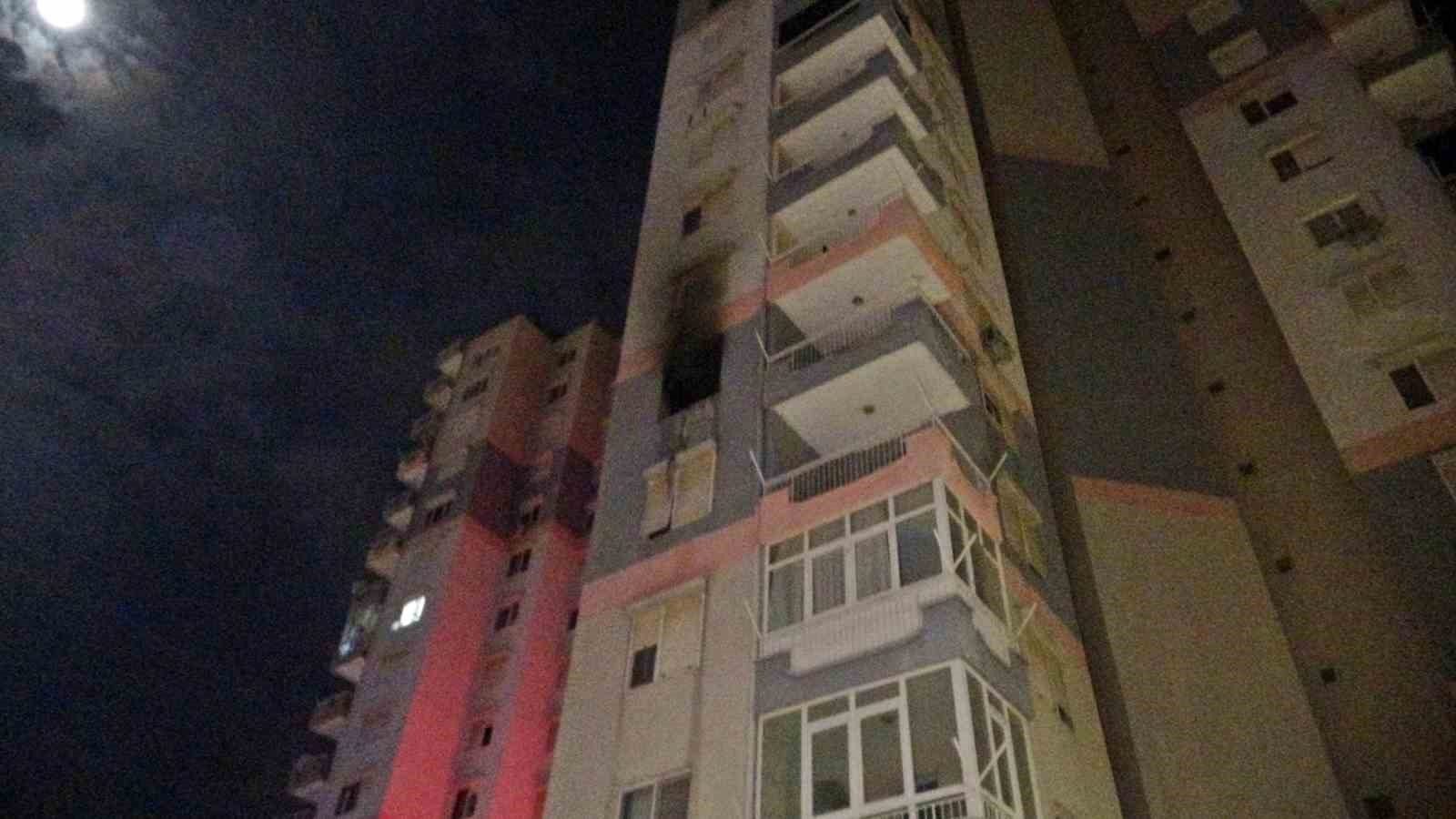 Evinde çıkan yangında yaralanan adam 3 ay sonra hayatını kaybetti