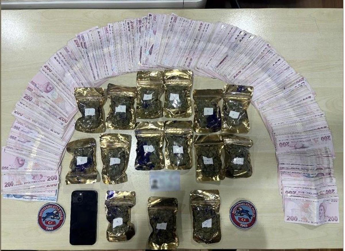 Bakırköy’de Uyuşturucu Operasyonu: Torpidodaki Gizli Bölmeden Uyuşturucu ve 89 Bin Lira Çıktı