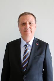 Güzelce’ye modern spor tesisi: Padel kortları, spor salonu ve koşu parkuru yapılacak