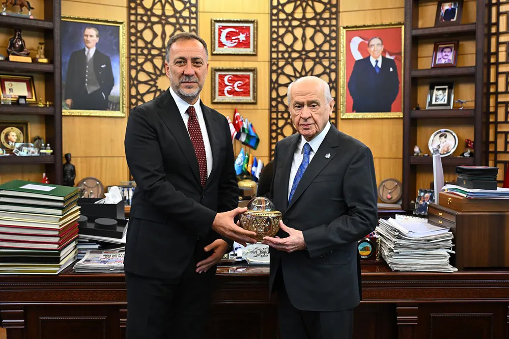 MHP İstanbul İl Kongresi’nde Volkan Yılmaz güven tazeledi