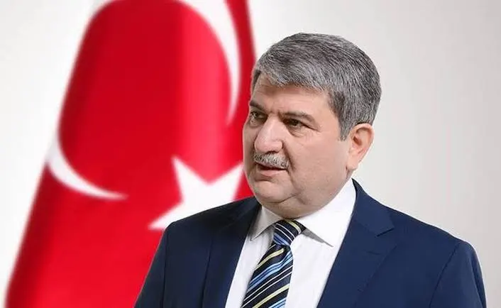 Kani Torun istifa etti haberine ilişkin Cemalettin Kani Torun ve TBMM temalı görsel