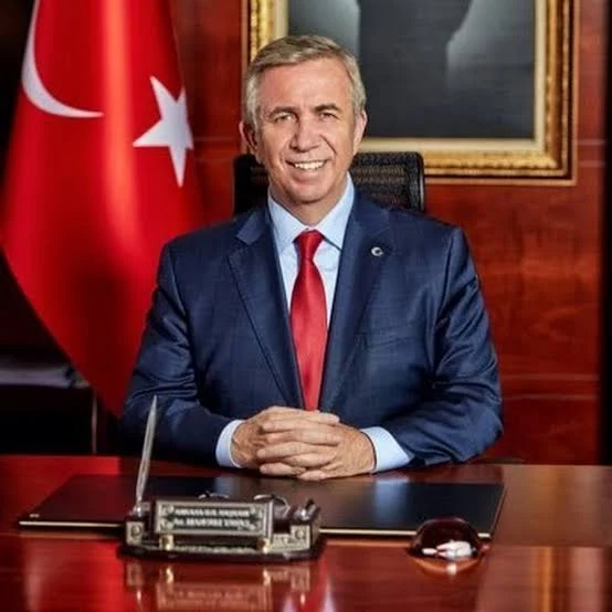 MANSUR YAVAŞ’IN YENİ PARTİ’YE KATILMAMA NEDENİYLE İLGİLİ DİKKAT ÇEKEN KULİS İDDİASI