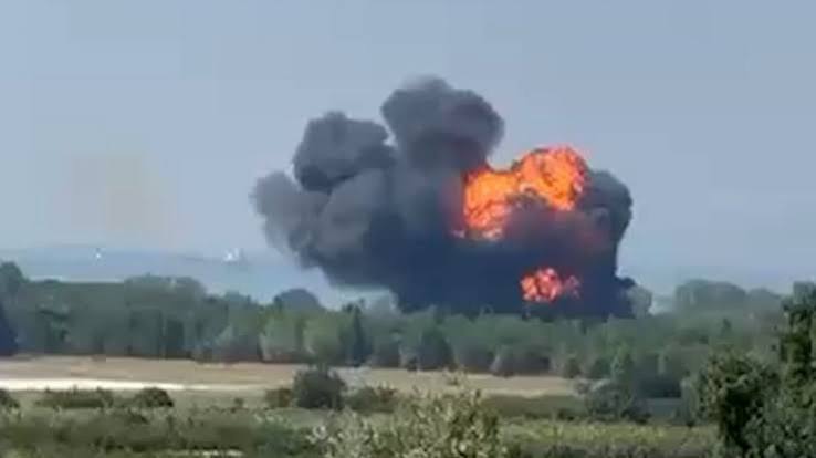 YALOVA’DA F-16 KAZASI: PİLOT ATLAMAYLA KURTULDU