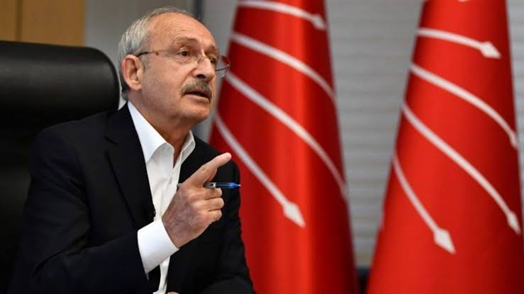 CHP’de 3 belediye başkanı için ihraç kararı