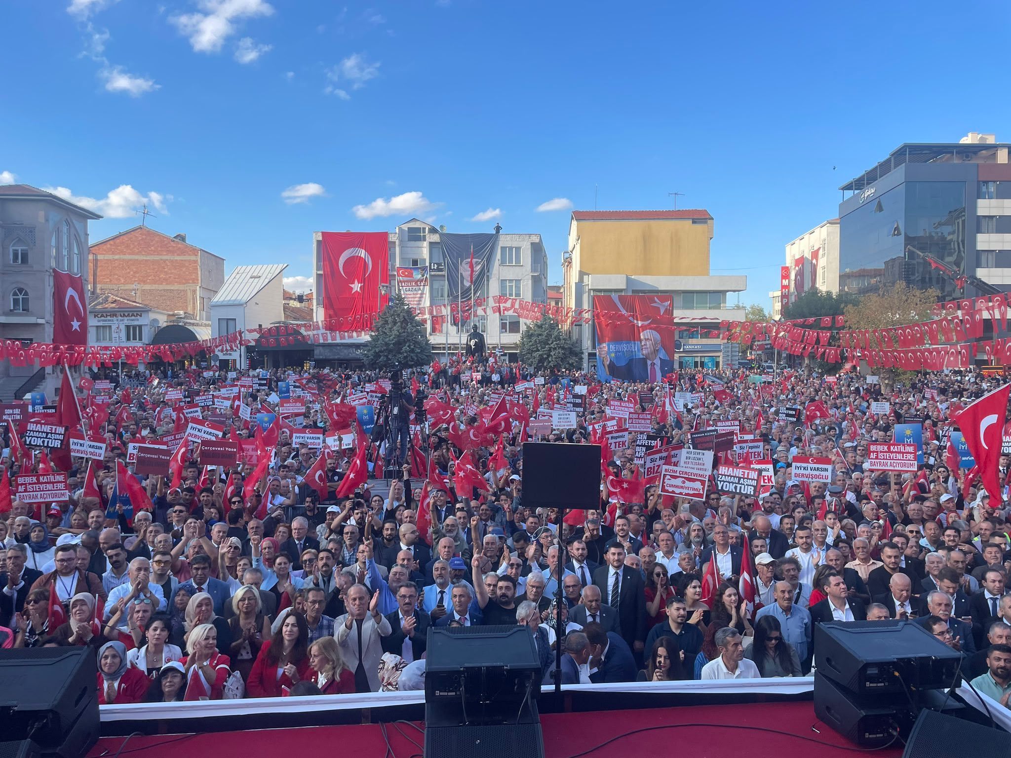 İYİ Parti Aksaray mitingi: Dervişoğlu’ndan dikkat çeken mesajlar