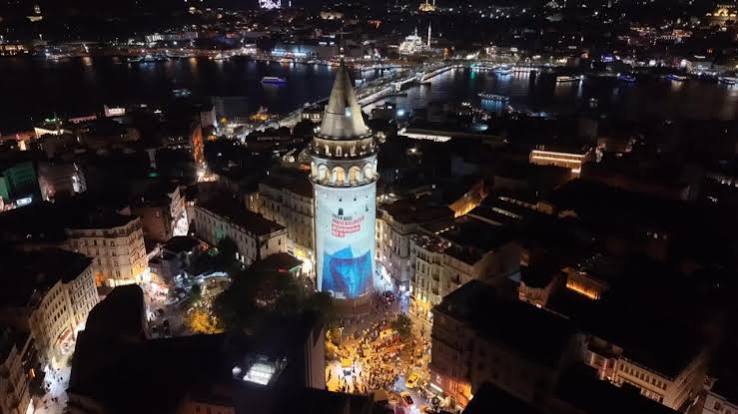 Galata Kulesi’nde dezenformasyonla mücadele mesajları