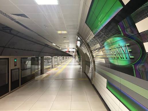 Ümraniye’de metro istasyonunda patlama: M5 seferleri aksadı